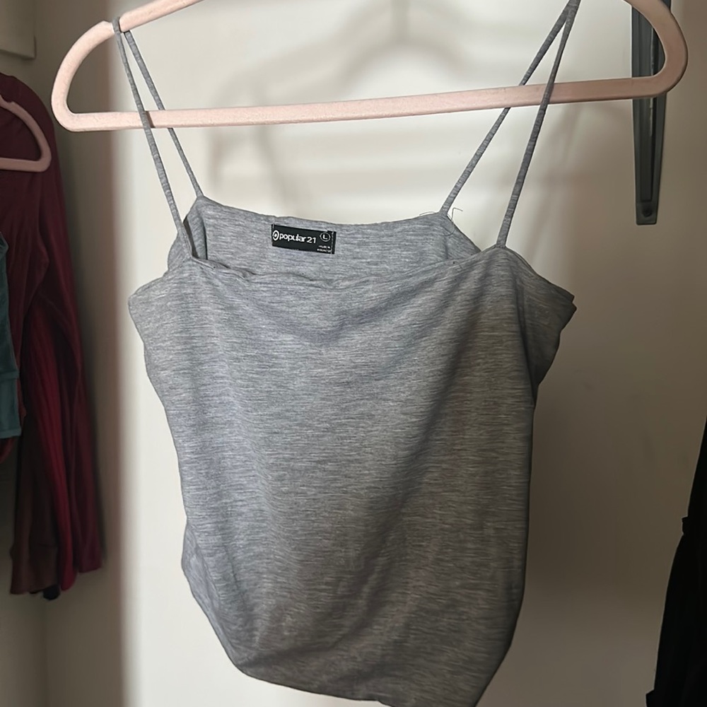 Gray crop tank top